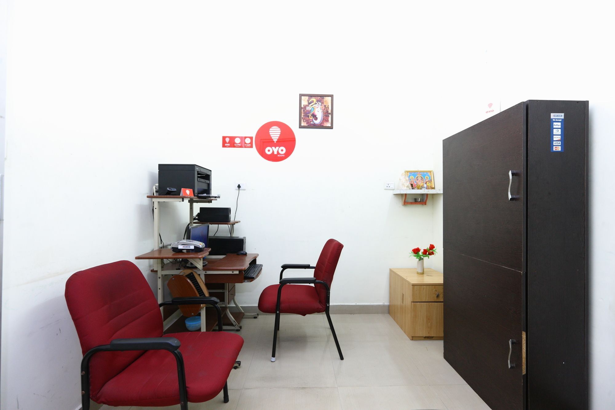Hotel Oyo 1272 Parkview Chennai